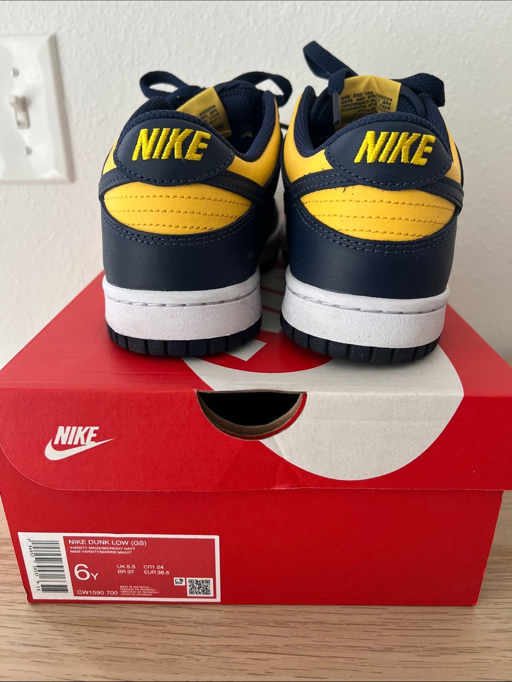 Nike Kids Dunk Low Sneakers - Navy & Yellow